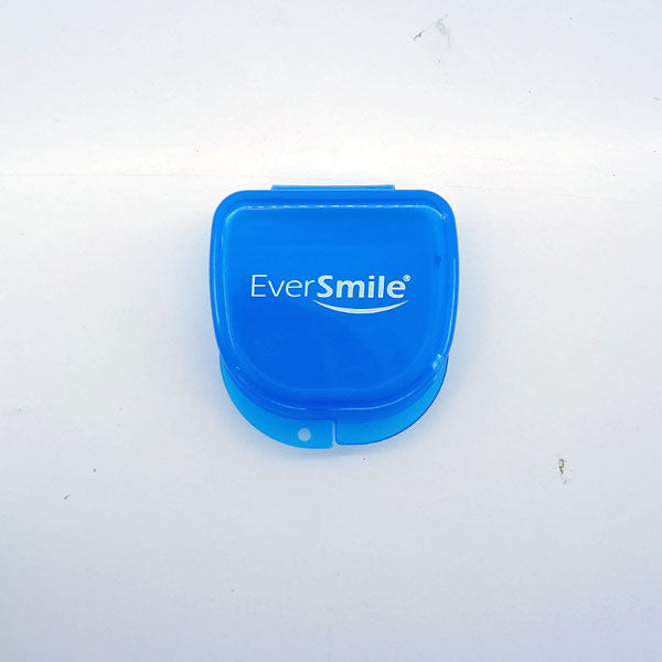 Khay cá nhân đựng bọt OrthoFoam cho người niềng răng hoặc gel tẩy trắng răng.