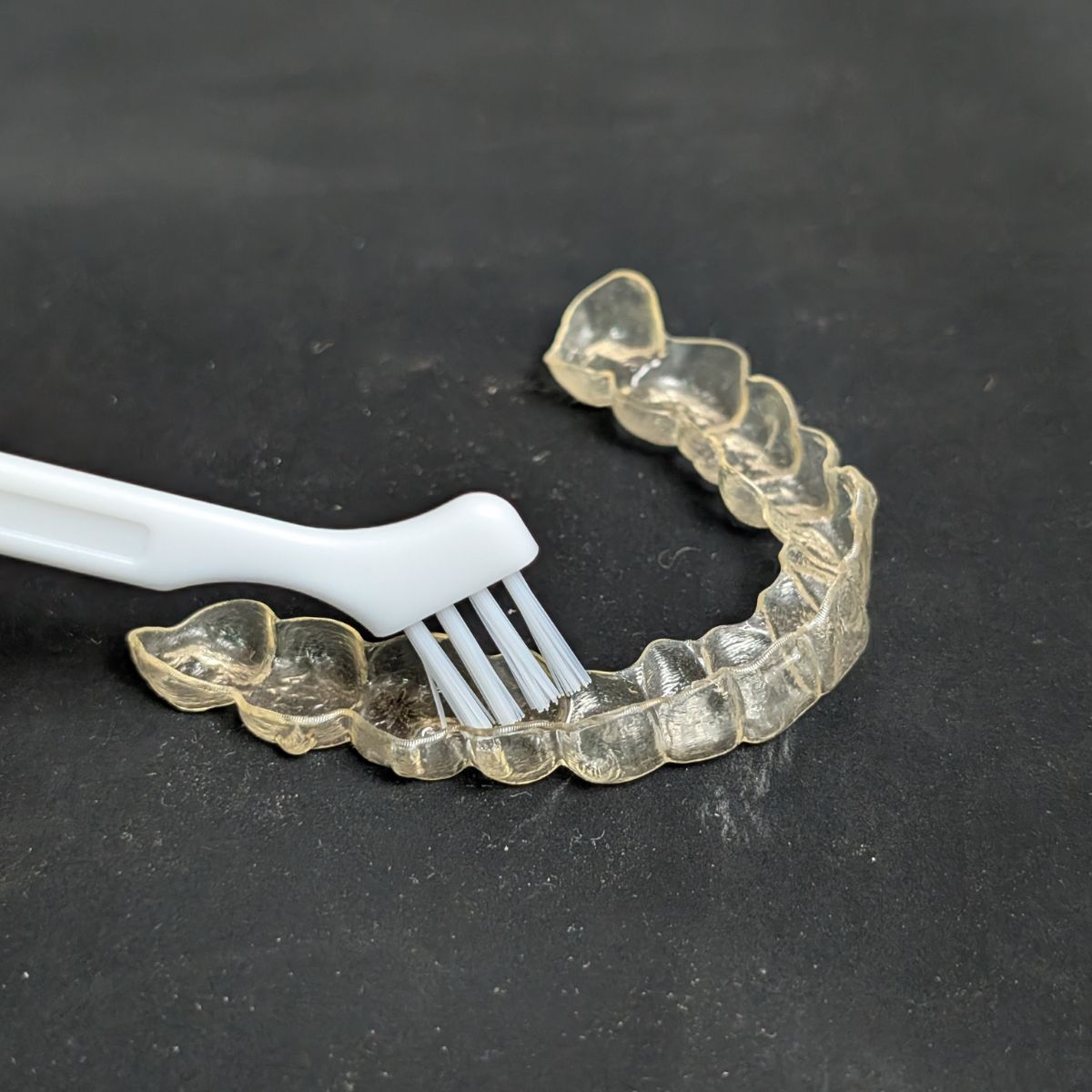 Set 5 Bàn Chải MINI Vệ Sinh Khay Niềng Răng Trong Suốt & Khay Duy Trì, cỡ nhỏ phù hợp Invisalign, Zenyum, Vivera